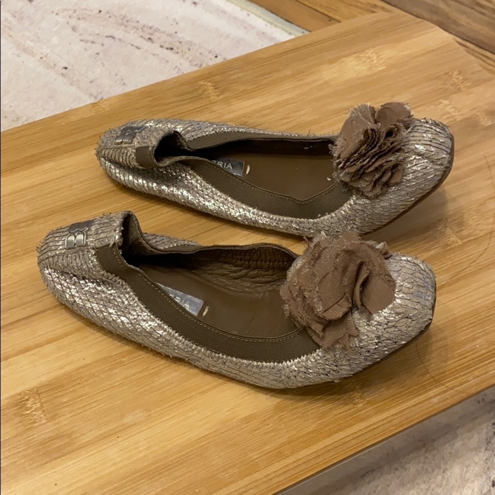 Bcbgmaxazria ballet flats